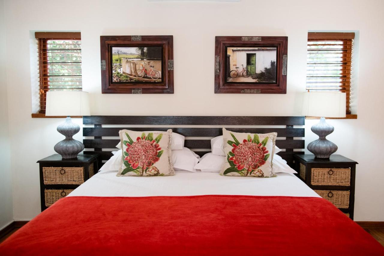 37 On Charles Hotel Претория Екстериор снимка